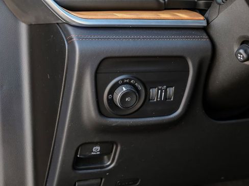 Used 2023 Jeep Grand Cherokee L Summit AWD/4WD image 42