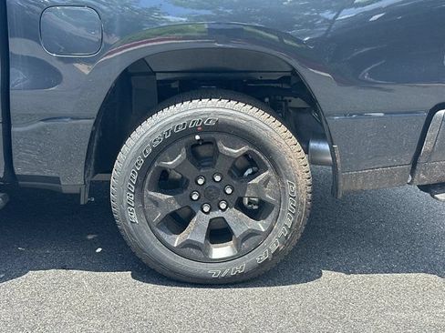 New 2026 RAM 1500 Express AWD/4WD image 18