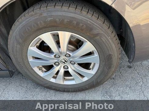 Used 2016 Honda Odyssey SE image 8