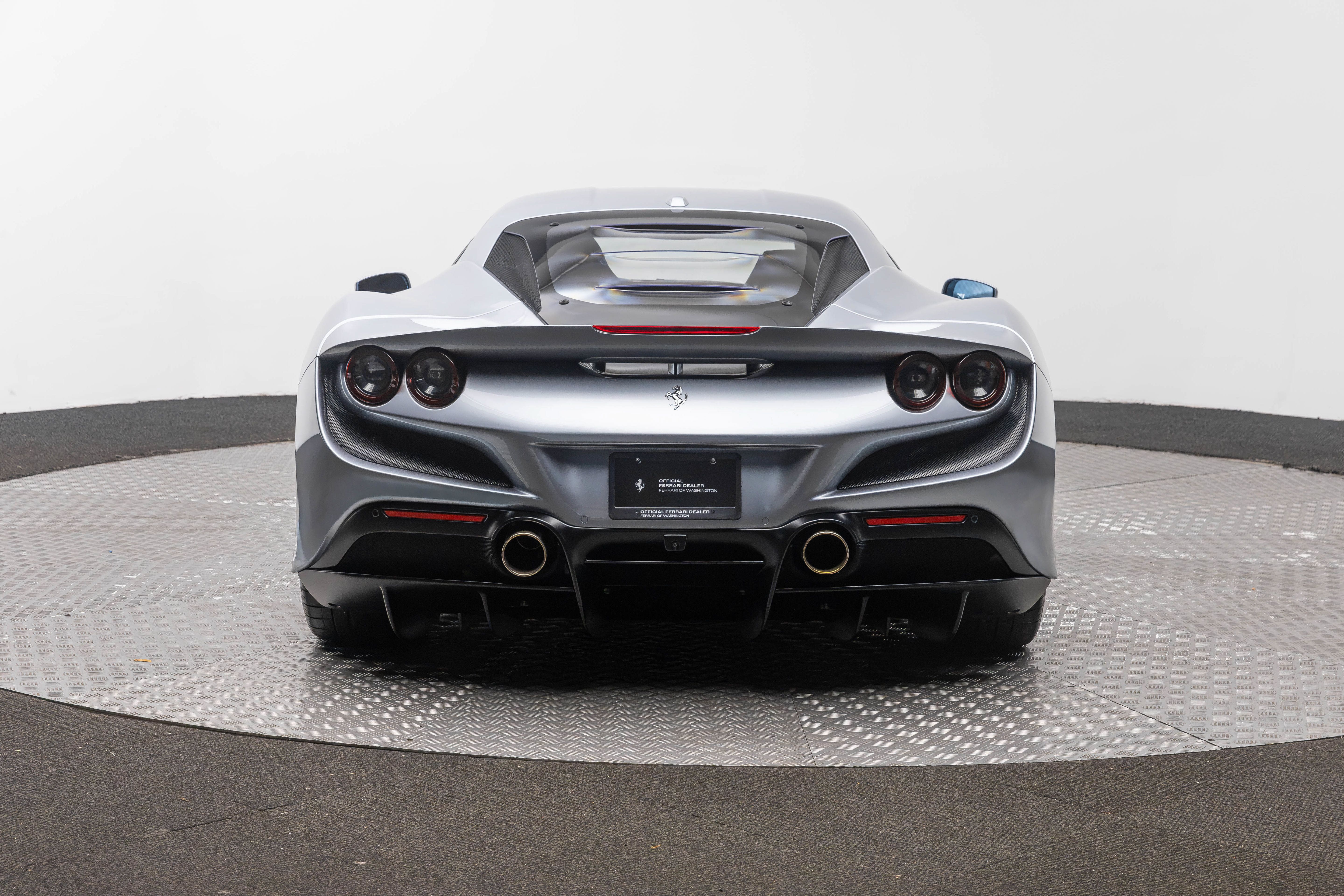 Used 2020 Ferrari F8 Tributo RWD image 8