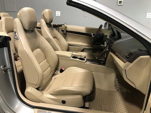 Used 2012 Mercedes-Benz E 350 Cabriolet image 22