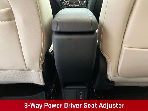 Used 2022 Buick Encore GX Select image 18