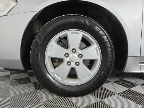Used 2011 Chevrolet Impala LT FWD image 12