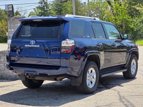 Used 2018 Toyota 4Runner SR5 Premium AWD/4WD image 6