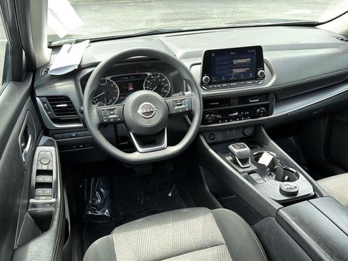 Used 2024 Nissan Rogue SV AWD/4WD image 18