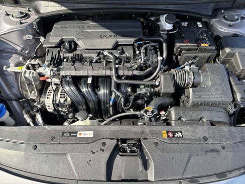 Used 2023 Hyundai Elantra SEL w/ Convenience Package FWD image 13