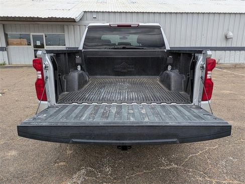 Used 2022 Chevrolet Silverado 1500 LT image 13