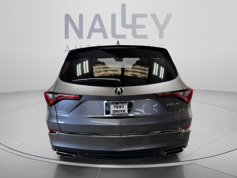 Certified 2023 Acura MDX FWD w/ Technology Package image 4