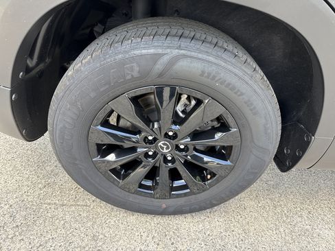 Used 2025 MAZDA CX-50 AWD 2.5 S w/ Preferred Package image 17