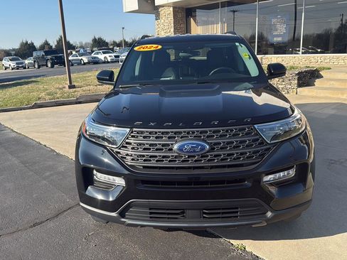Used 2024 Ford Explorer XLT w/ Equipment Group 202A image 2