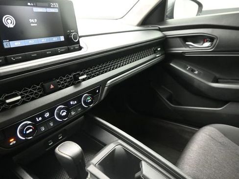 Used 2023 Honda Accord EX image 29