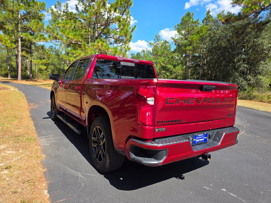 Used 2024 Chevrolet Silverado 1500 RST RWD image 3