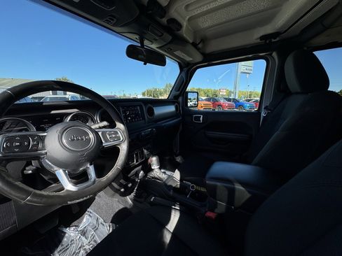 Used 2020 Jeep Gladiator Sport w/ Quick Order Package 24S image 21