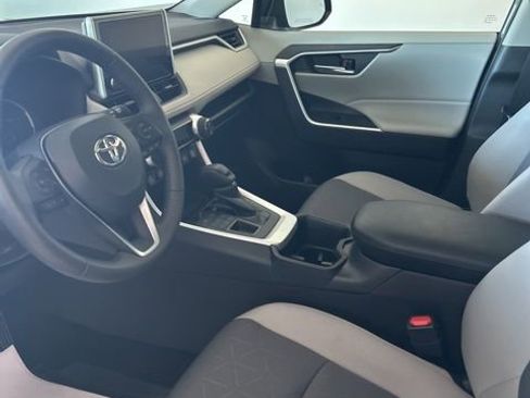Used 2023 Toyota RAV4 XLE w/ Convenience Package AWD/4WD image 8