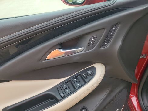 Used 2017 Buick Envision Premium AWD/4WD image 31
