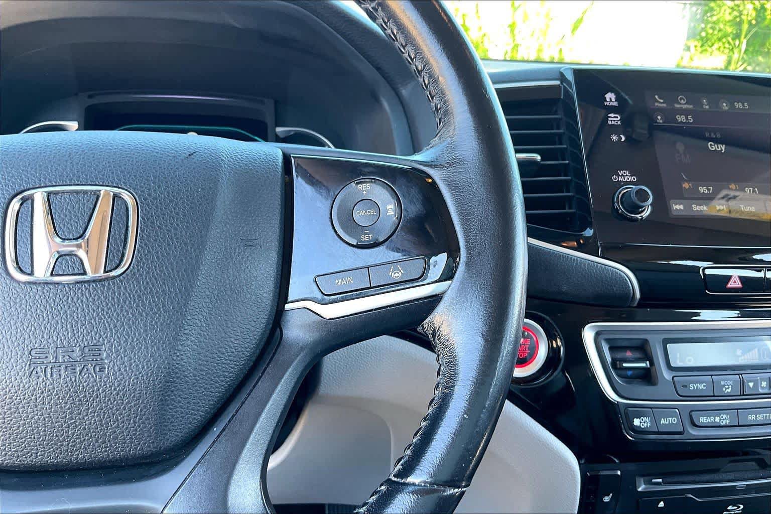 Used 2019 Honda Pilot Touring image 25