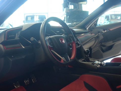 Used 2018 Honda Civic Type R image 46