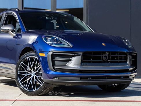 New 2026 Porsche Macan Turbo image 57
