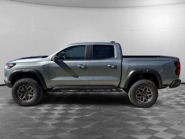 New 2026 Chevrolet Colorado ZR2 w/ Technology Package AWD/4WD image 2