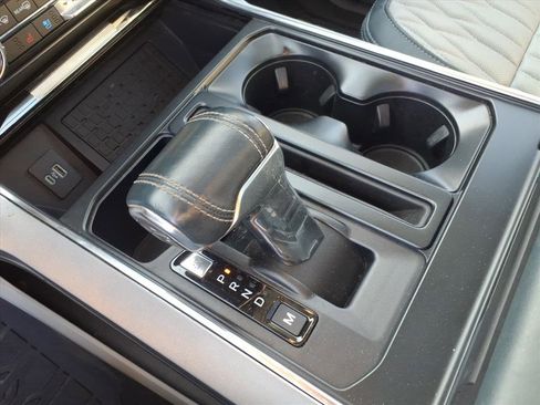 Used 2023 Ford F150 Limited image 15