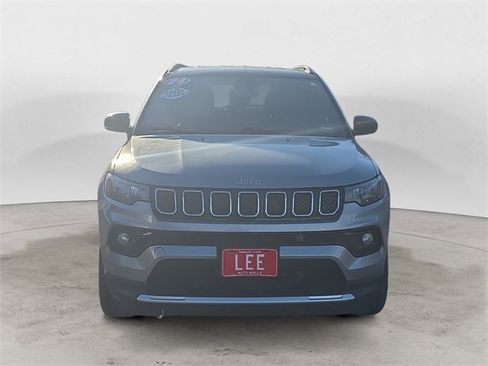 Used 2024 Jeep Compass Limited image 8