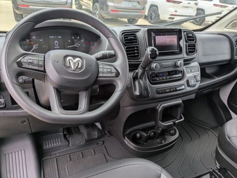 Used 2024 RAM ProMaster 3500 w/ Convenience Group image 10
