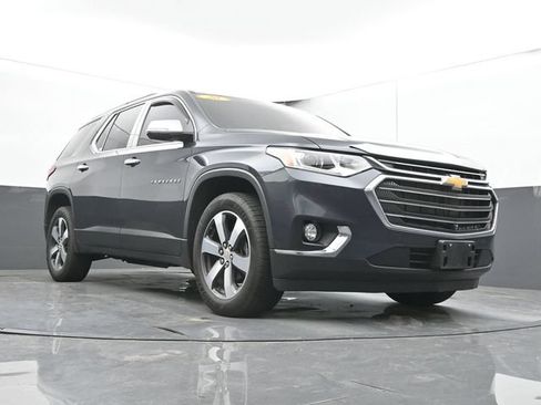 Used 2020 Chevrolet Traverse LT w/ LT Premium Package FWD image 48