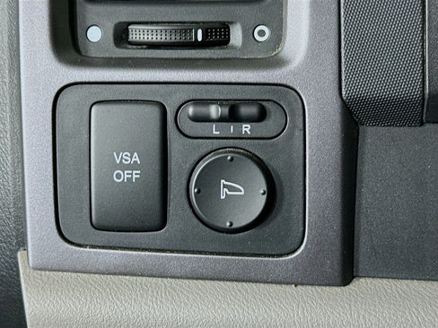 Used 2009 Honda CR-V LX image 16