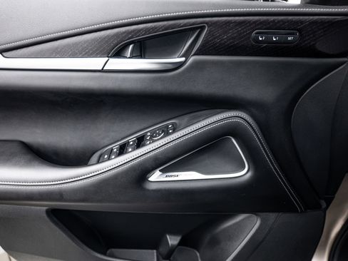 Used 2023 INFINITI QX60 Sensory w/ Vision Package image 14