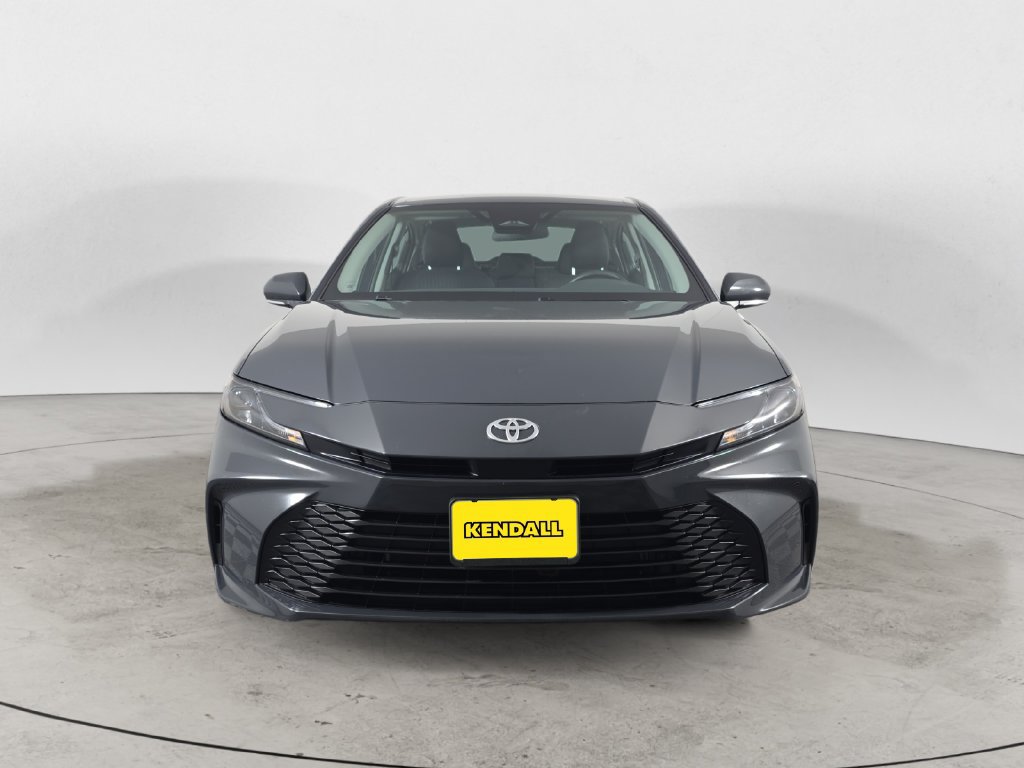 Used 2025 Toyota Camry LE FWD image 2