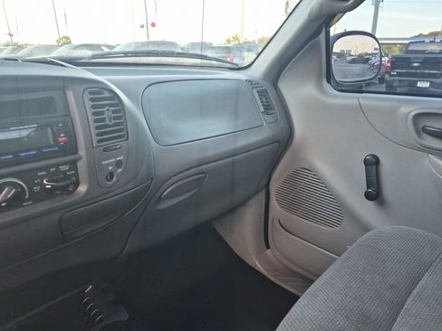 Used 1999 Ford F150 XL image 15