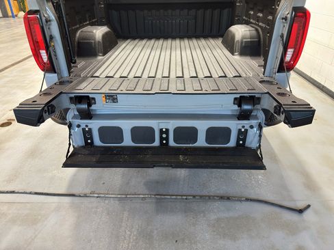 Used 2024 GMC Sierra 1500 Denali w/ Denali Reserve Package image 25