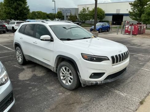 Used 2019 Jeep Cherokee Latitude w/ Popular Appearance Group AWD/4WD image 5