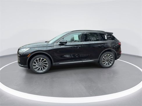 New 2026 Lincoln Corsair Reserve image 4