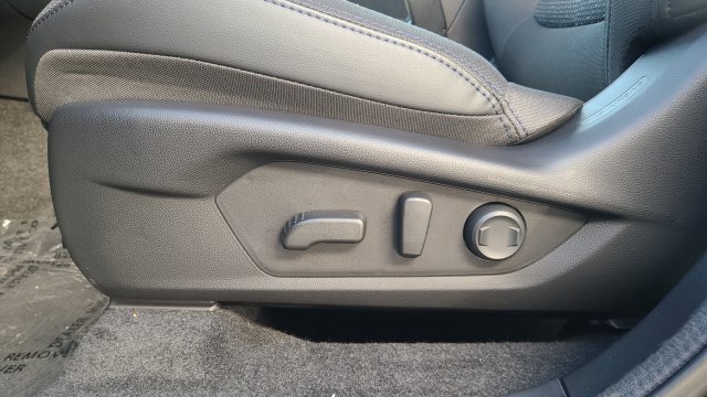 New 2026 Subaru Forester Premium AWD/4WD image 12