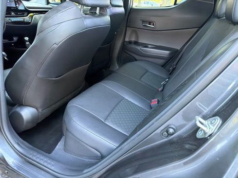 Used 2020 Toyota C-HR Limited FWD image 20