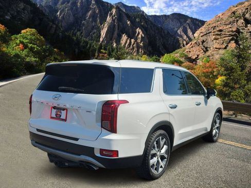 Used 2021 Hyundai Palisade SEL w/ Convenience Package AWD/4WD image 3