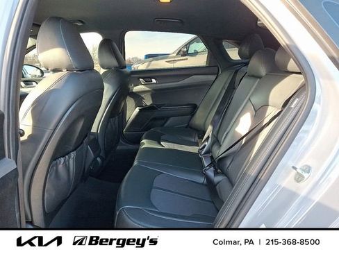 Used 2023 Kia K5 GT-Line image 12