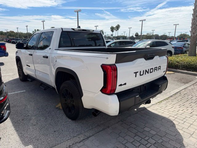 Used 2024 Toyota Tundra SR5 w/ SR5 Convenience Package AWD/4WD image 9