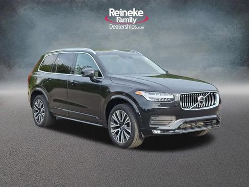 Used 2021 Volvo XC90 T6 Momentum AWD/4WD image 3