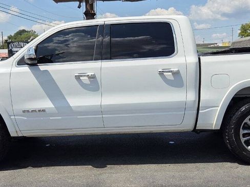 Used 2020 RAM 1500 Laramie AWD/4WD image 3