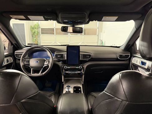 Used 2022 Ford Explorer ST w/ Equipment Group 401A AWD/4WD image 31