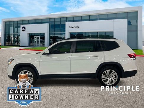 Used 2022 Volkswagen Atlas SE w/ Panoramic Sunroof Package image 6