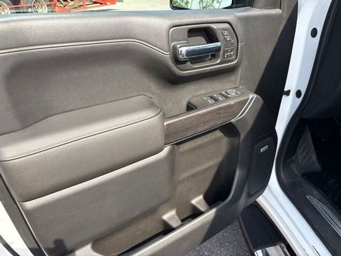 Used 2020 Chevrolet Silverado 1500 LTZ w/ LTZ Plus Package AWD/4WD image 21