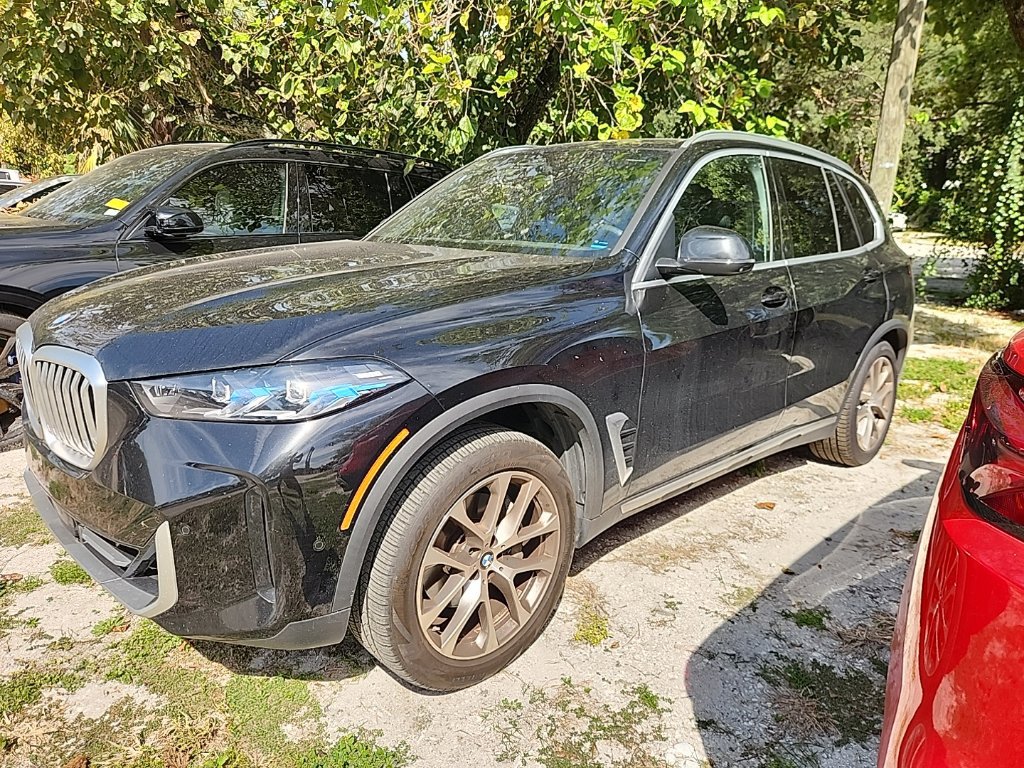 Used 2024 BMW X5 sDrive40i w/ Premium Package RWD image 1