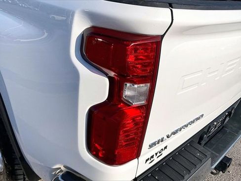 Used 2023 Chevrolet Silverado 2500 LT w/ Convenience Package image 24