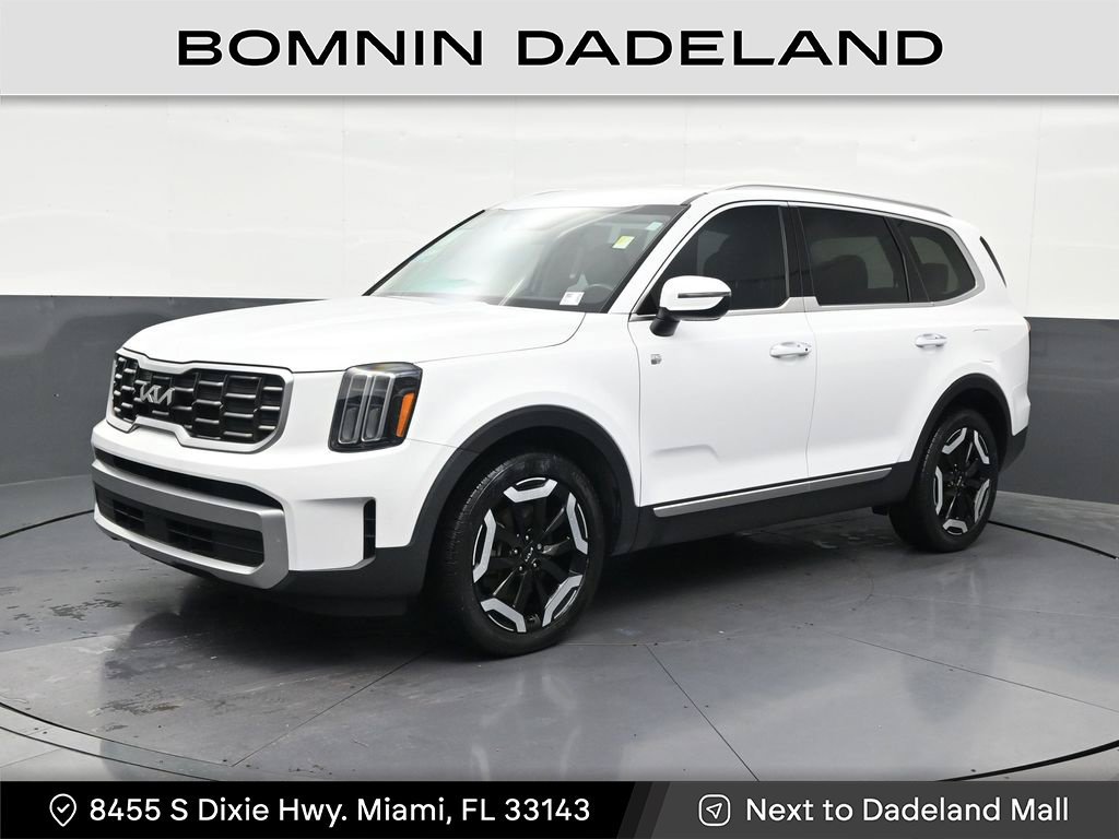 Used 2023 Kia Telluride S AWD/4WD image 1