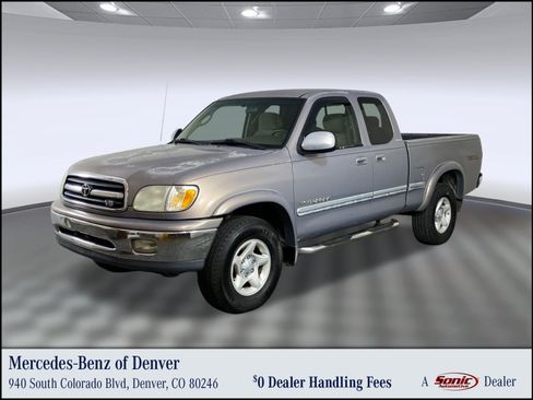 Used 2002 Toyota Tundra Limited image 1