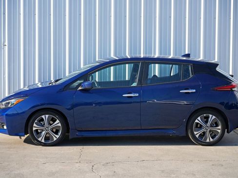 Used 2021 Nissan Leaf SV image 42