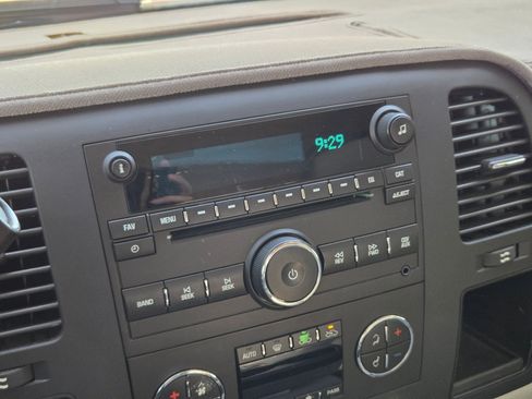 Certified 2013 Chevrolet Silverado 1500 LT image 17